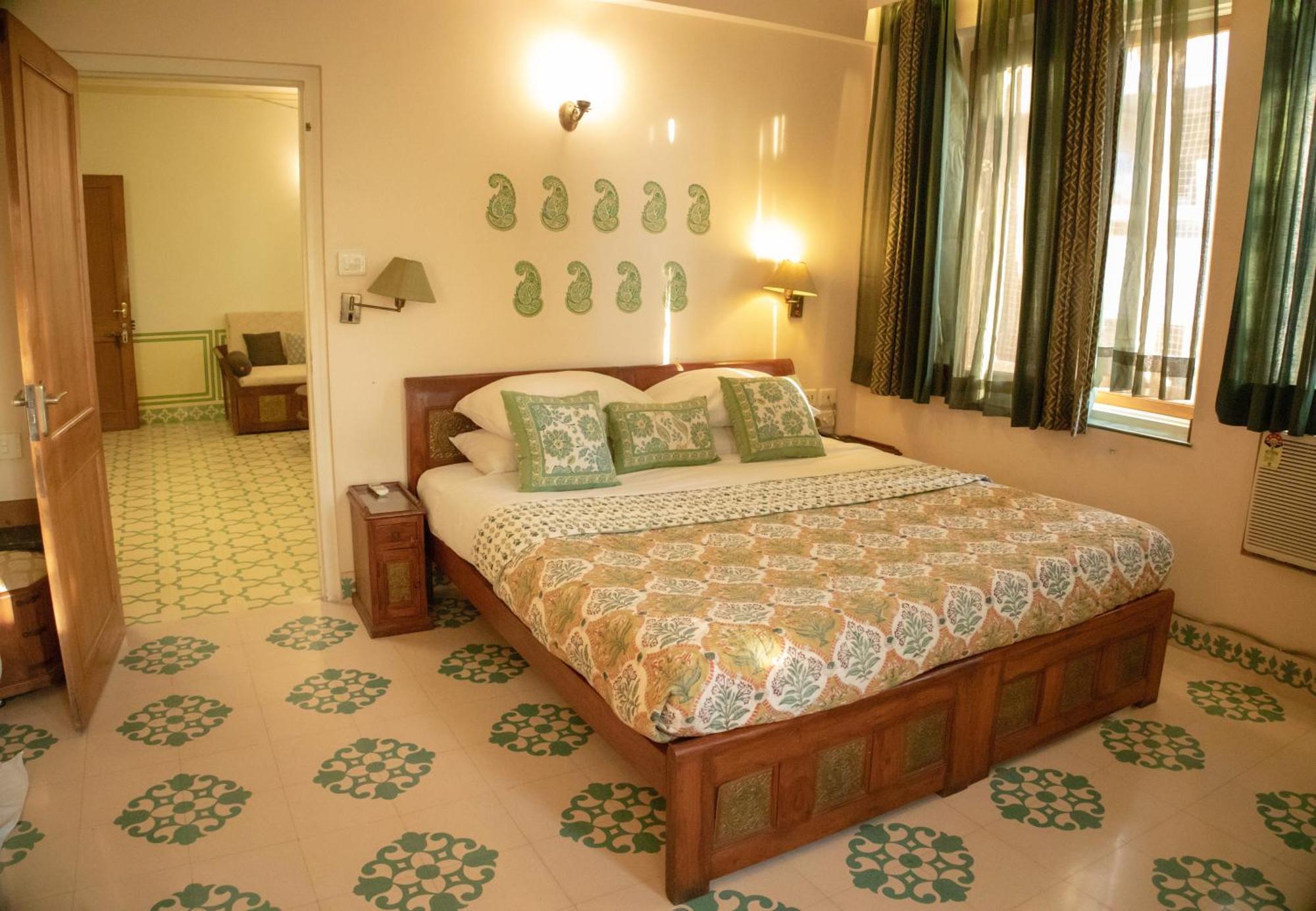Om Niwas Suite Hotel Džajpur Exteriér fotografie